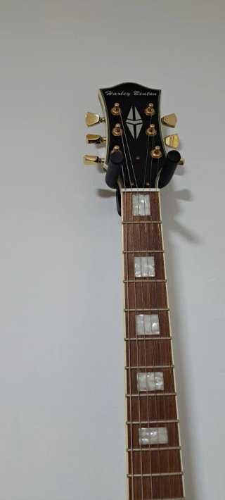 Guitarra Eléctrica Harley Benton Negra