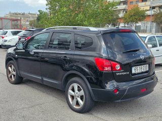 Nissan Qashqai+2 2010