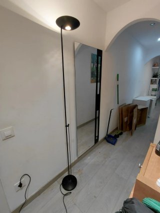 Lámpara de pie moderna