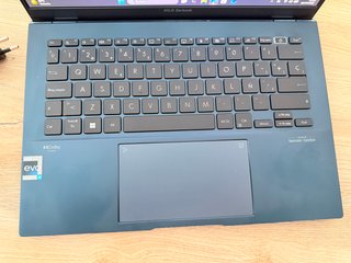 Asus Zenbook 14 i9 1TB SSD 16GB RAM