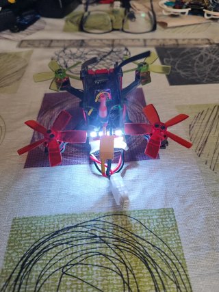 Dron FPV 110