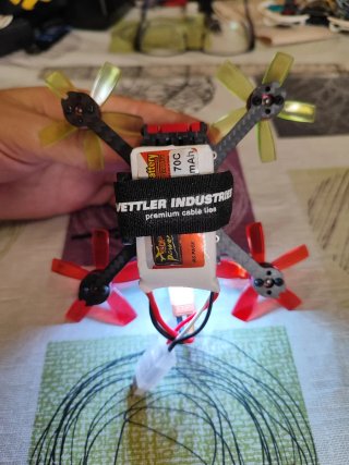 Dron FPV 110