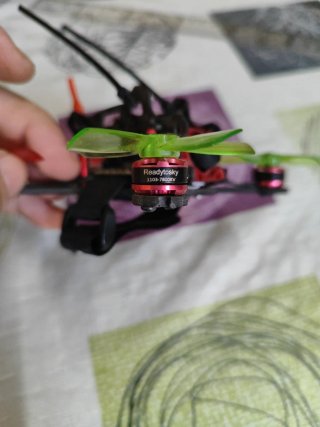Dron FPV 110