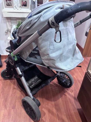 Carro bebé Chicco Best Friend + silla coche