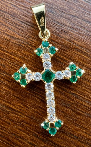 Colgante Cruz Oro 18k Esmeraldas