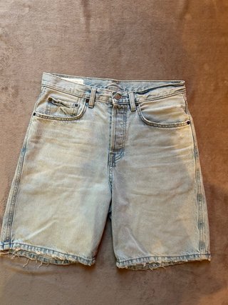 Pantalón corto vaquero azul claro EUR 38