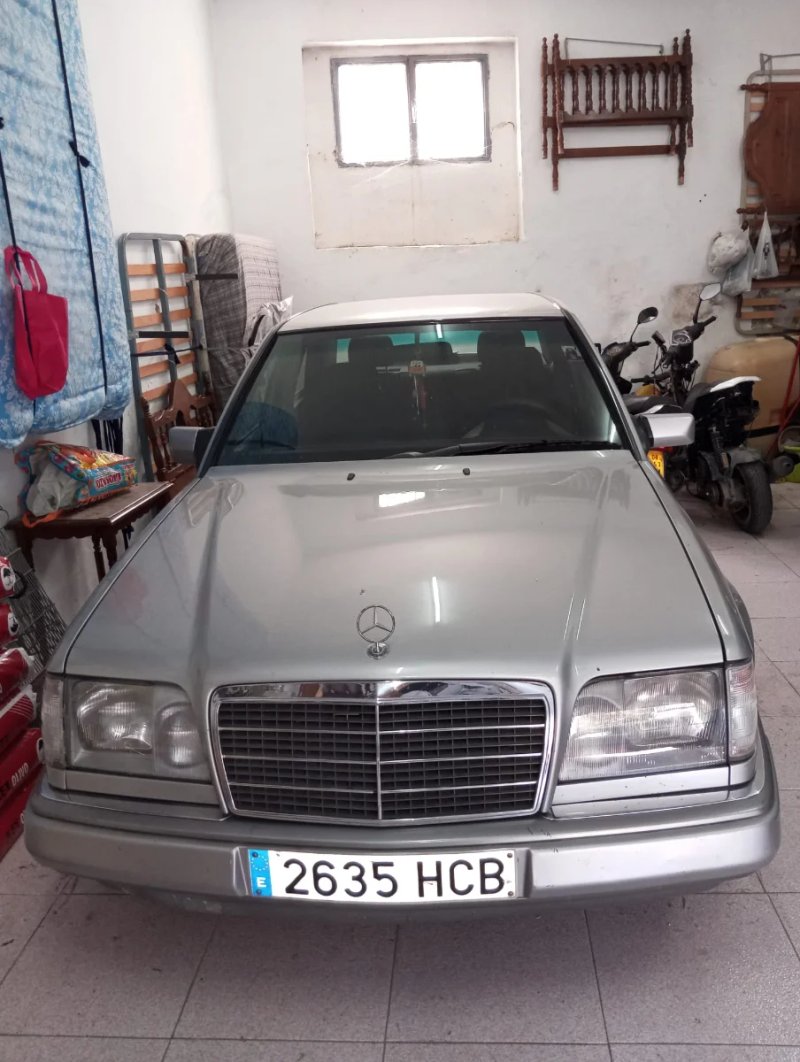 Mercedes-Benz E 300 D (W124) - 113.800 km - foto 1