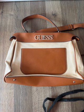 Bolso de piel Guess marrón y negro