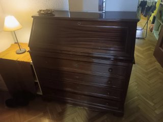 Escritorio inglés madera con cajones. Hecho a mano