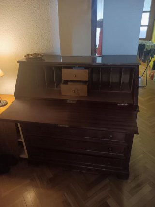 Escritorio inglés madera con cajones. Hecho a mano