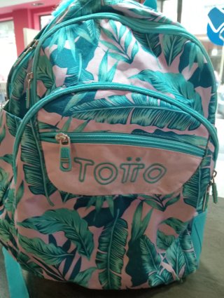 Mochila con estampado tropical