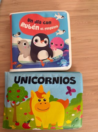 Lote Bebé: Medidor, Juguetes y Libros