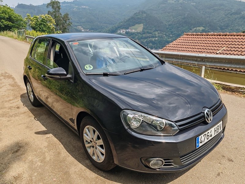 Volkswagen Golf 2011 - foto 1