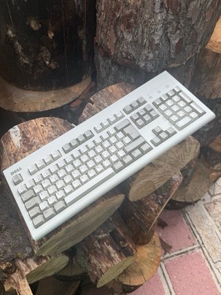 Pantalla hp y teclado dell