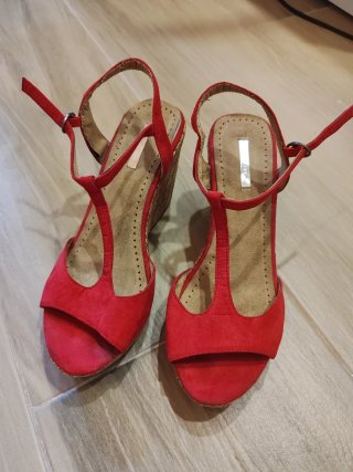 Sandalias Cuña Rojas Plataforma