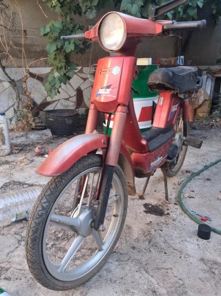 Vespino NLX Roja y Plata