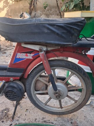 Vespino NLX Roja y Plata