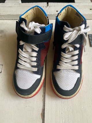 Zapatillas altas con cremallera talla 28
