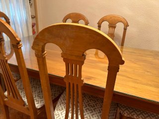 Mesa de comedor más sillas