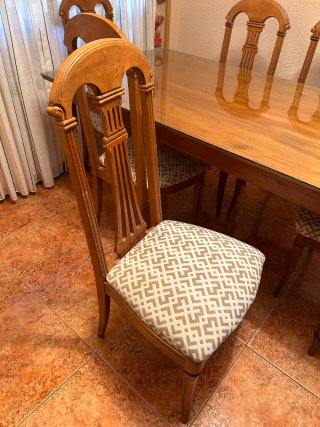 Mesa de comedor más sillas
