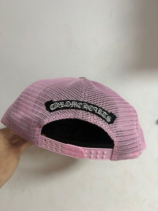 Gorra Trucker Chrome Hearts Negra y Rosa