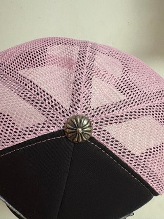 Gorra Trucker Chrome Hearts Negra y Rosa