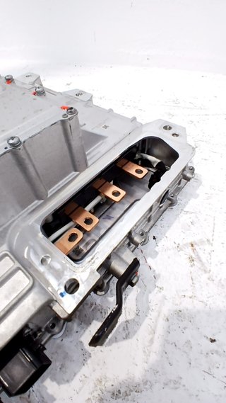 CONVERTIDOR/INVERSOR DE CORRIENTE BYD SEAL 981250