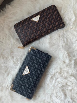 Carteras Guess Marrón y Gris