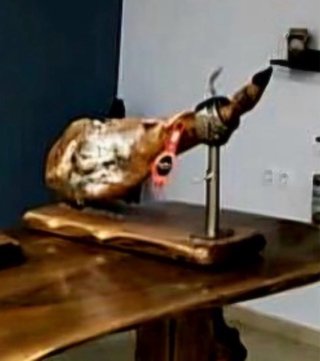Jamonero de madera de Nogal