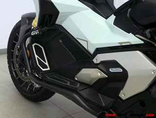 HONDA X-ADV 750 ¿A2?