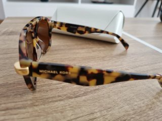 Gafas de sol Michael Kors Tortoise y Oro