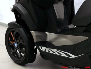 PIAGGIO MP3 530 HPE EXCLUSIVE -APTA B Y A2-
