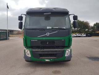 Volvo FE 320-CAMIONES BASULANTES