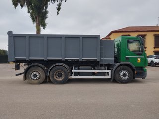 Volvo FE 320-CAMIONES BASULANTES