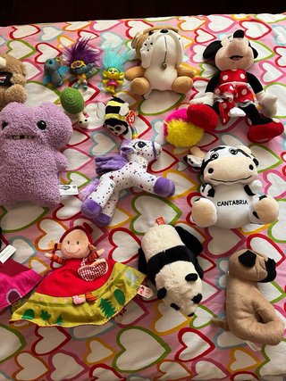 Lote de peluches variados