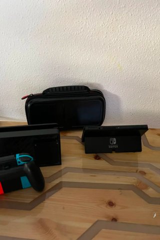 Nintendo Switch Azul y Rojo