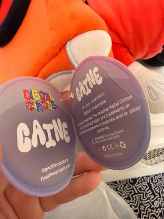 Peluche Digital Circus