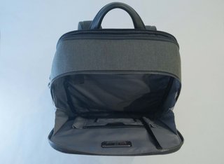Mochila Tumi Gris