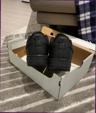 Nike Air Force 1 Talla 42.5 Negras