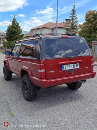 Jeep Cherokee 2001