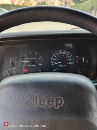 Jeep Cherokee 2001