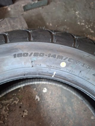 Bridgestone Battlax AX41S 180/80-14M/ 78P Trasera