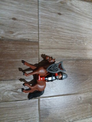 Caballo con caballero Playmobil Todo 4€