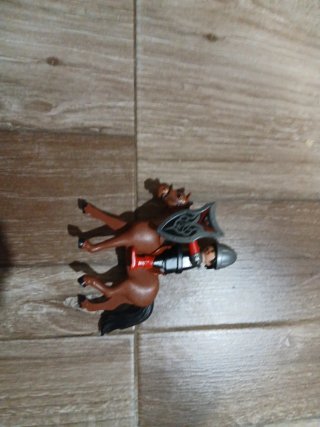 Caballo con caballero Playmobil Todo 4€