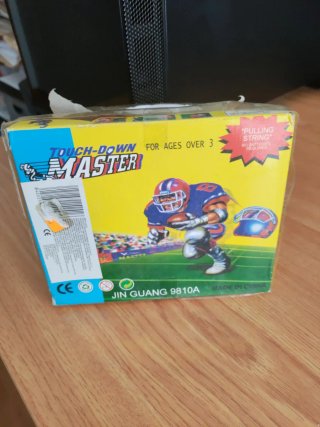 Juguete kiosko Touchdown Master casco rugby