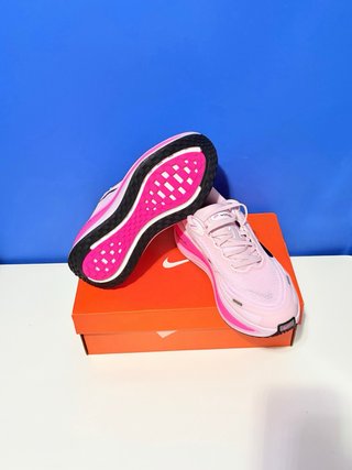 Nike Vomero Plus Hyper Pink Talla 39 running rosa