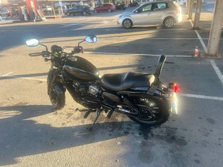 Hyosung Bobber 125 Negra