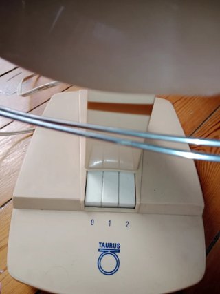Ventilador Taurus Beige y Marrón