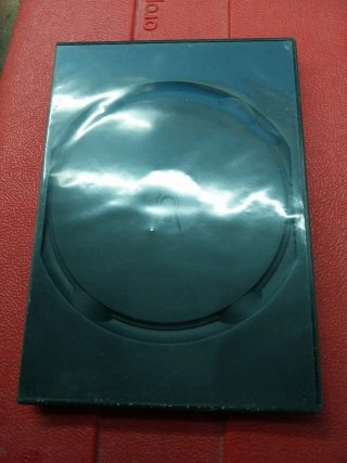 Caja con 100 unidades de fundas DVD/CD Negras.