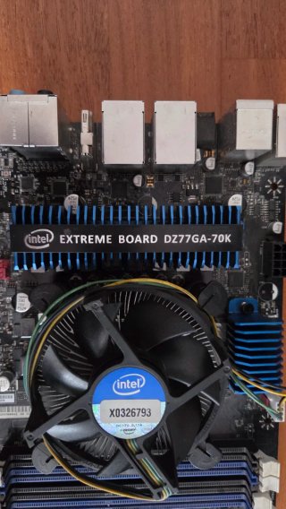 Placa Base Intel DZ77GA + CPU i3 3.3GHz